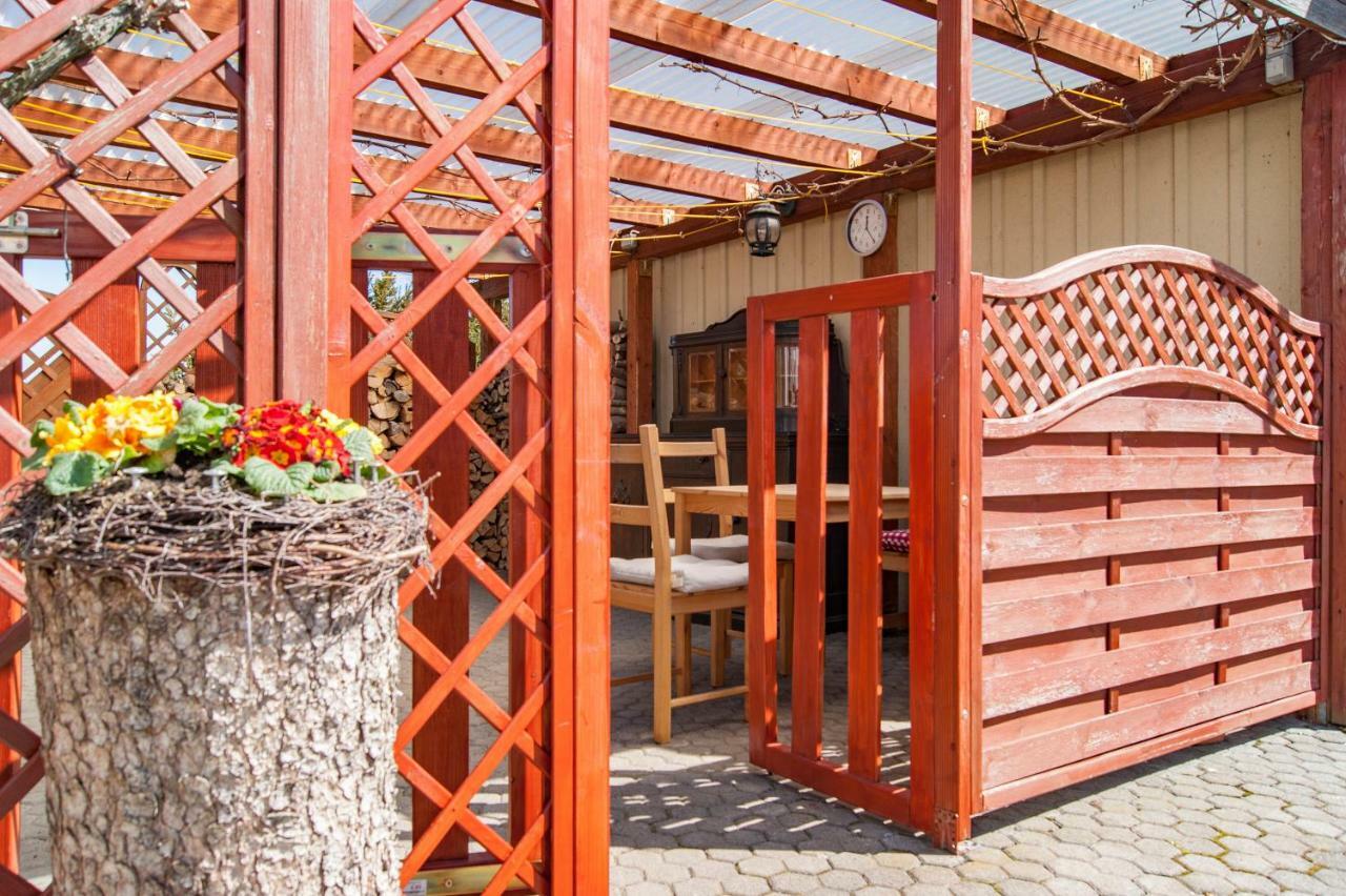 Dreiseitenhof Ferienwohnung Kuenzel Tharandt Exterior foto